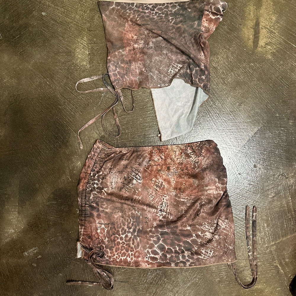 Edikted Two-Piece Set - Picture 7 of 8